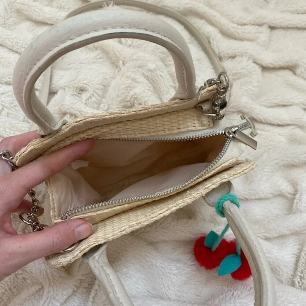 Cherry woven crossbody mini purse - Picture 5 of 6